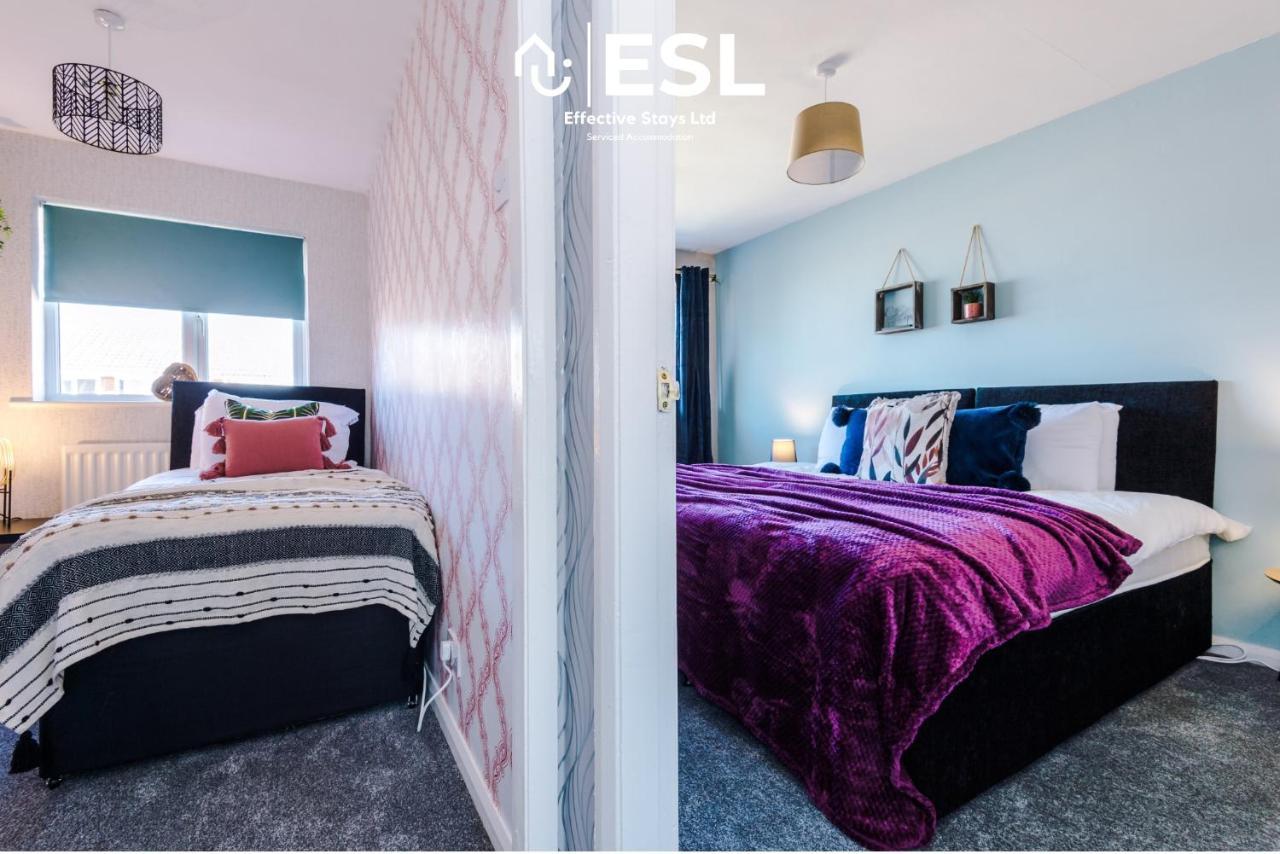 3 Bedroom House With Garden And Driveway Parking - Less Than 10 Mins From Chester City Centre Extérieur photo